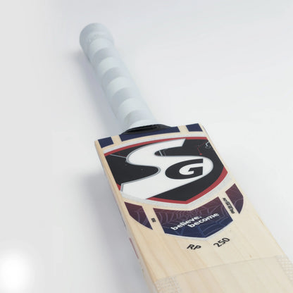 SG RP 250 English Willow Str8bat Sensor Cricket Bat